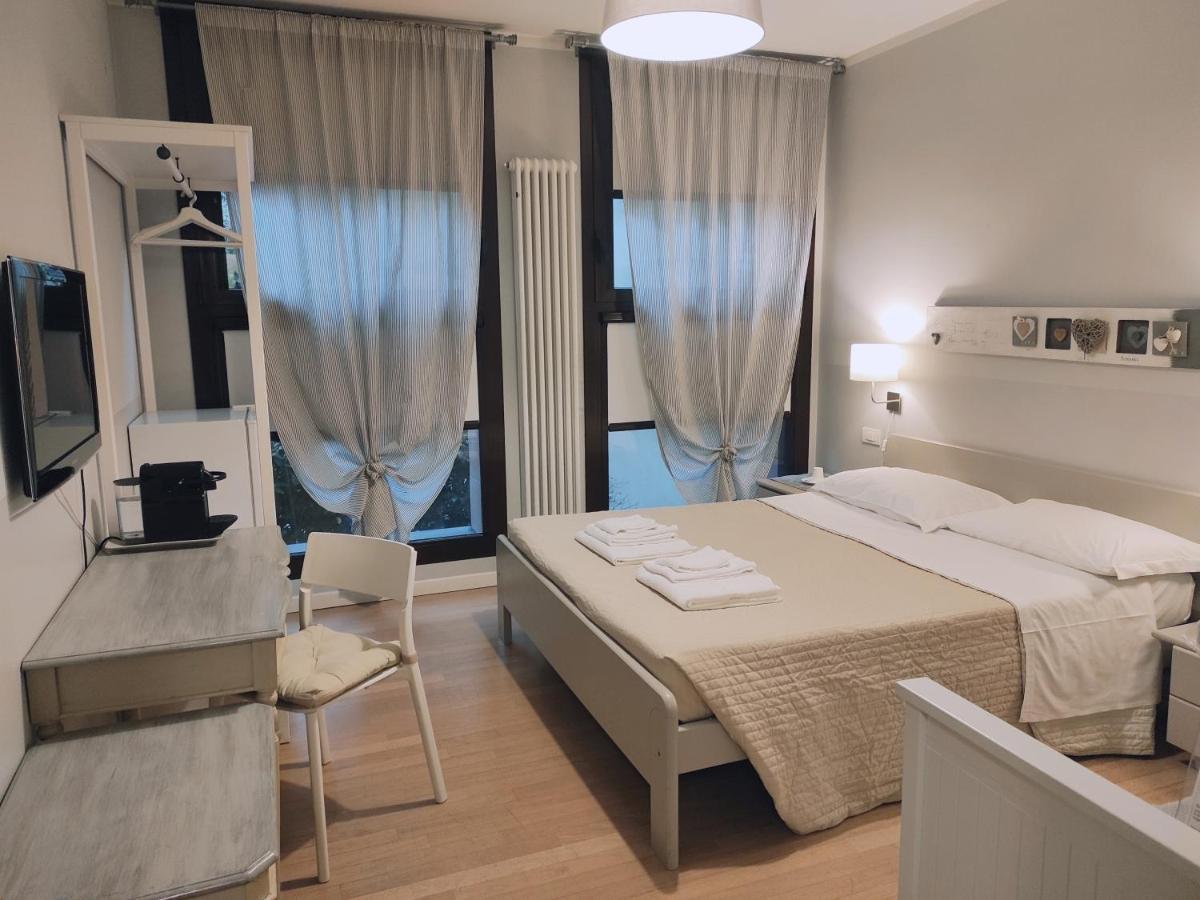 Bed In Bo Saragozza 호텔 볼로냐 외부 사진