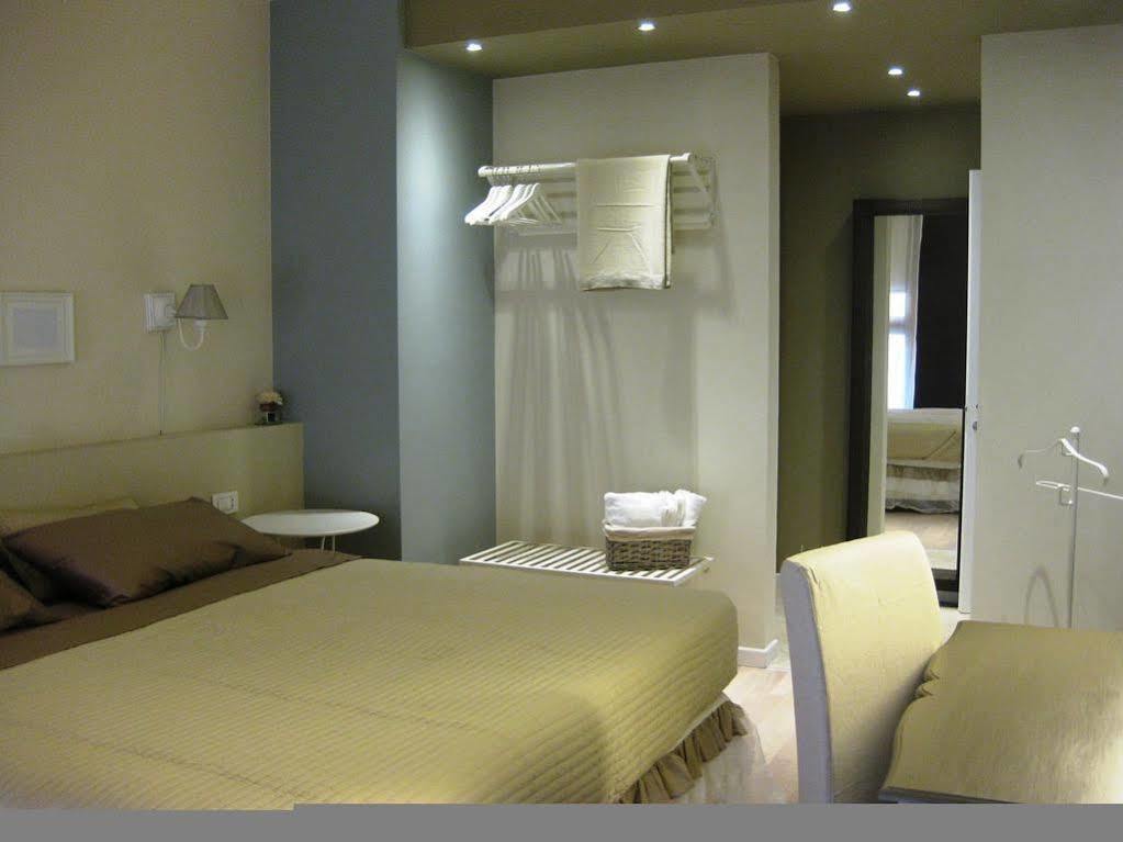 Bed In Bo Saragozza 호텔 볼로냐 외부 사진