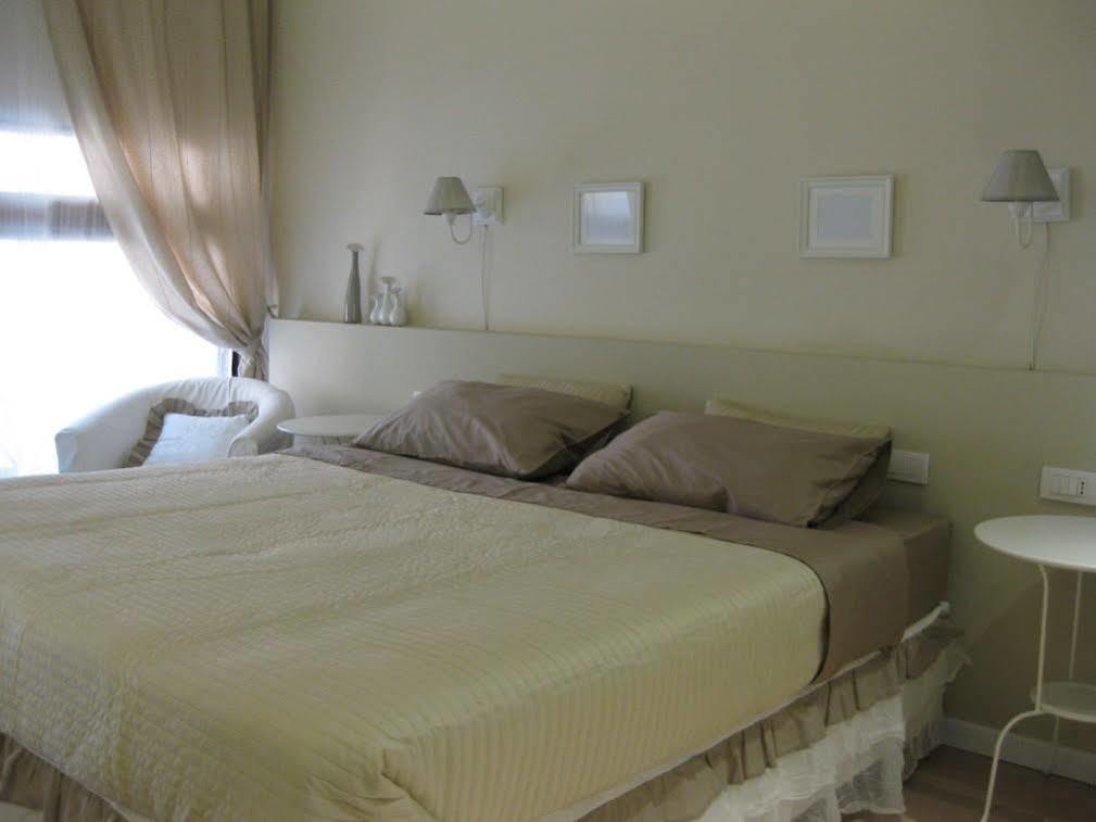 Bed In Bo Saragozza 호텔 볼로냐 외부 사진